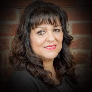 Meet your Posher, Nancy